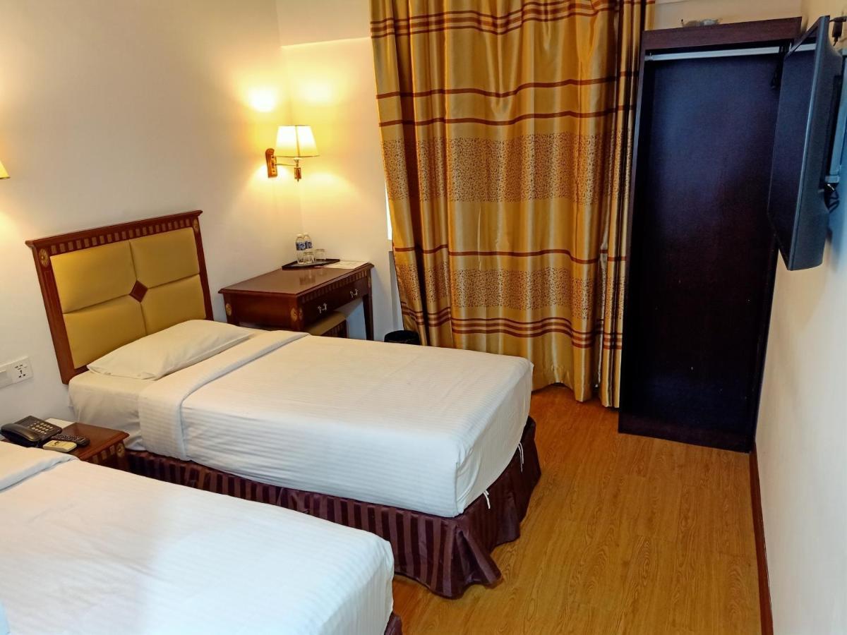 Super Oyo 90464 Borneo Suites Hotel Kota Kinabalu Exteriér fotografie