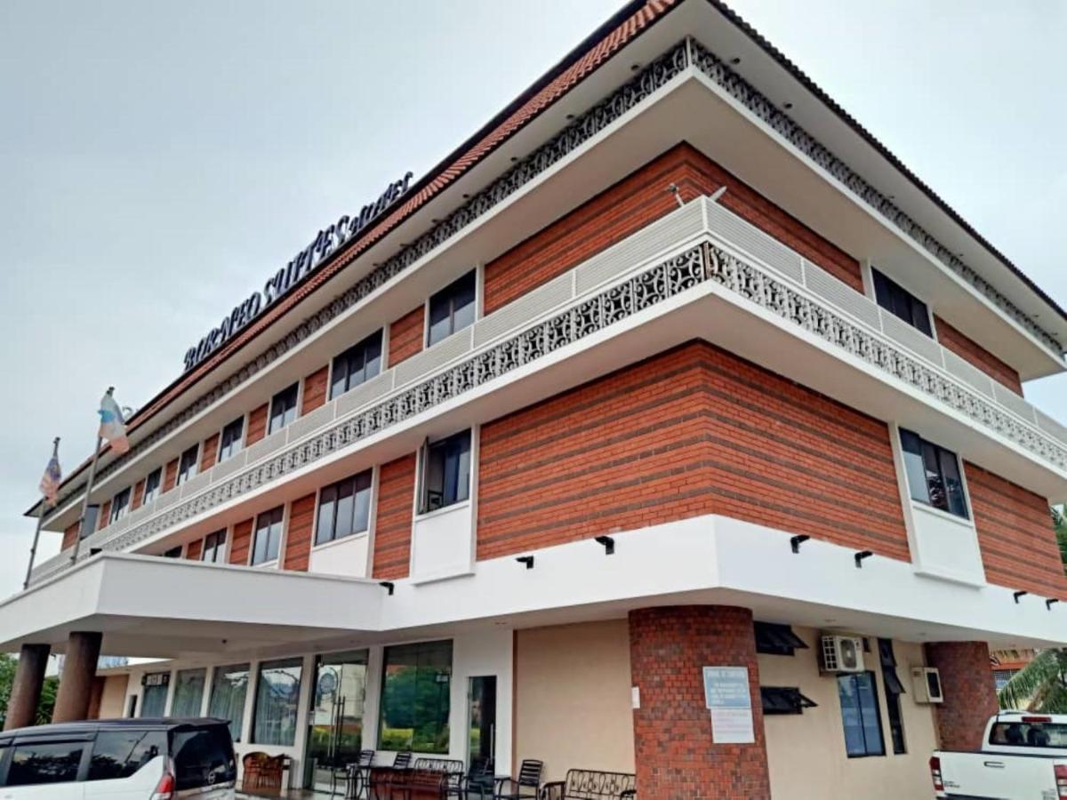 Super Oyo 90464 Borneo Suites Hotel Kota Kinabalu Exteriér fotografie