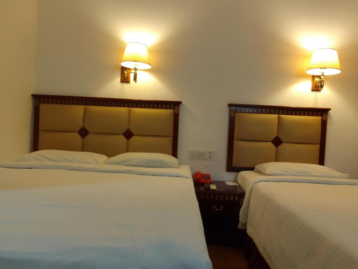 Super Oyo 90464 Borneo Suites Hotel Kota Kinabalu Exteriér fotografie
